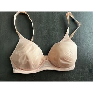 Victorias Secret Nude Lightly Lined Wireless Bra 32DD Beige Seamless Comfort NWT